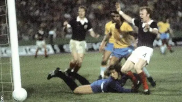 Rowing boats & regrets - Scotland's undefeated 1974 World Cup campaign