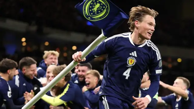 Scotland's Super Mario and social butterfly who emerged from Man Utd cocoon