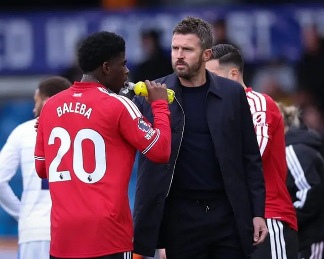 Elite-level incompetence is Manchester United’s problem – not Michael Carrick | Barney Ronay